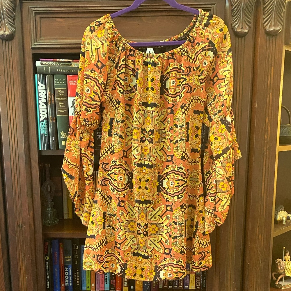Retro Patterned Split Bell Sleeve Dress